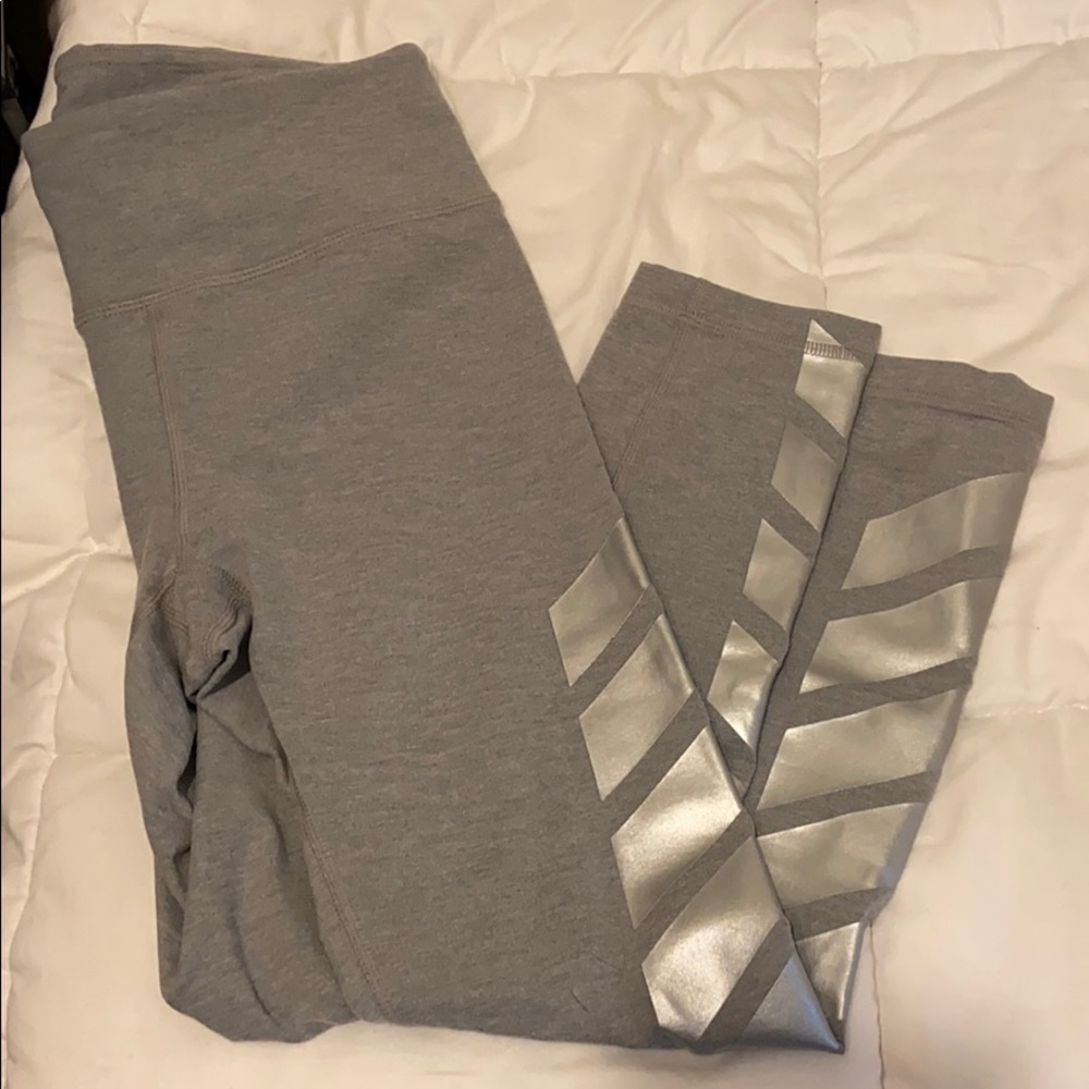 New balance work out leggings cropped size small